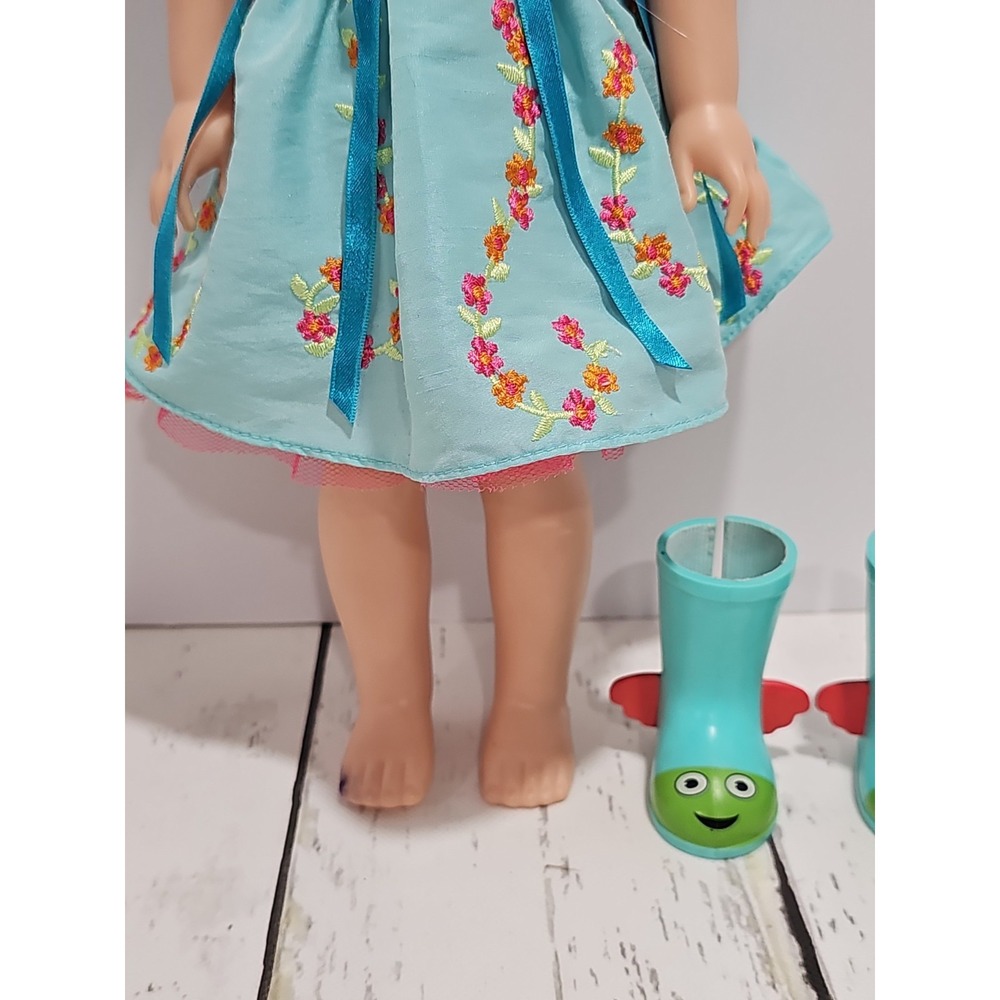 American Girl DOLL Dress & Shoes Blonde hair Blue Eyes "CAMILLE" Wellie Wishers - Picture 5 of 12